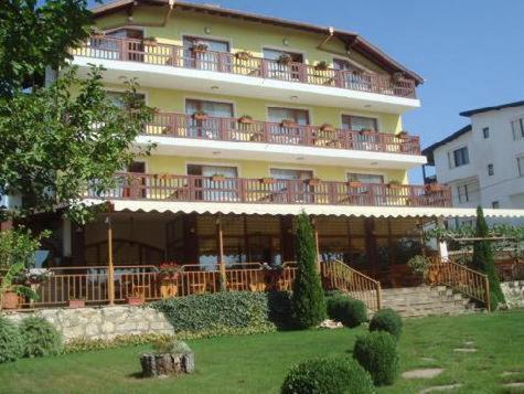 Margarita Hotel Warna Exterior foto